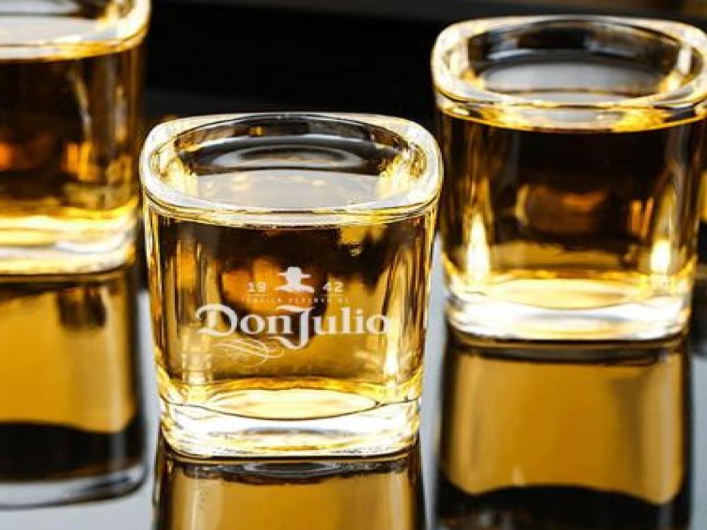DON JULIO SHOT DOBLE